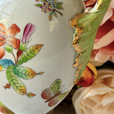 Beautiful, luxurious hand painted porcelain Queen Victoria Footed Urn Vase