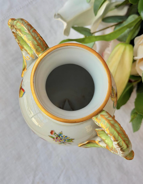 Beautiful, luxurious hand painted porcelain Queen Victoria Footed Urn Vase