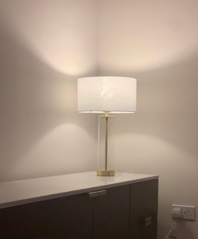 This table lamp is designed with a clever three-stage dimmer function, so you can enjoy a different light level throughout the day with a simple touc
