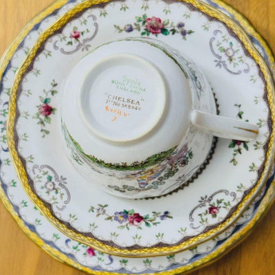Rare Pair of Vintage Spode 'Chelsea' Tea Cup Trio Rd No 568949 Harrods Goldedge