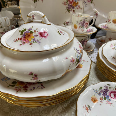 Royal Crown Derby Posies dinner set