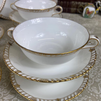 Royal Crown Derby Prince Consort dinner set