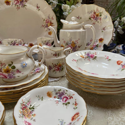 Royal Crown Derby Posies dinner set