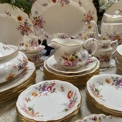 Royal Crown Derby Posies dinner set